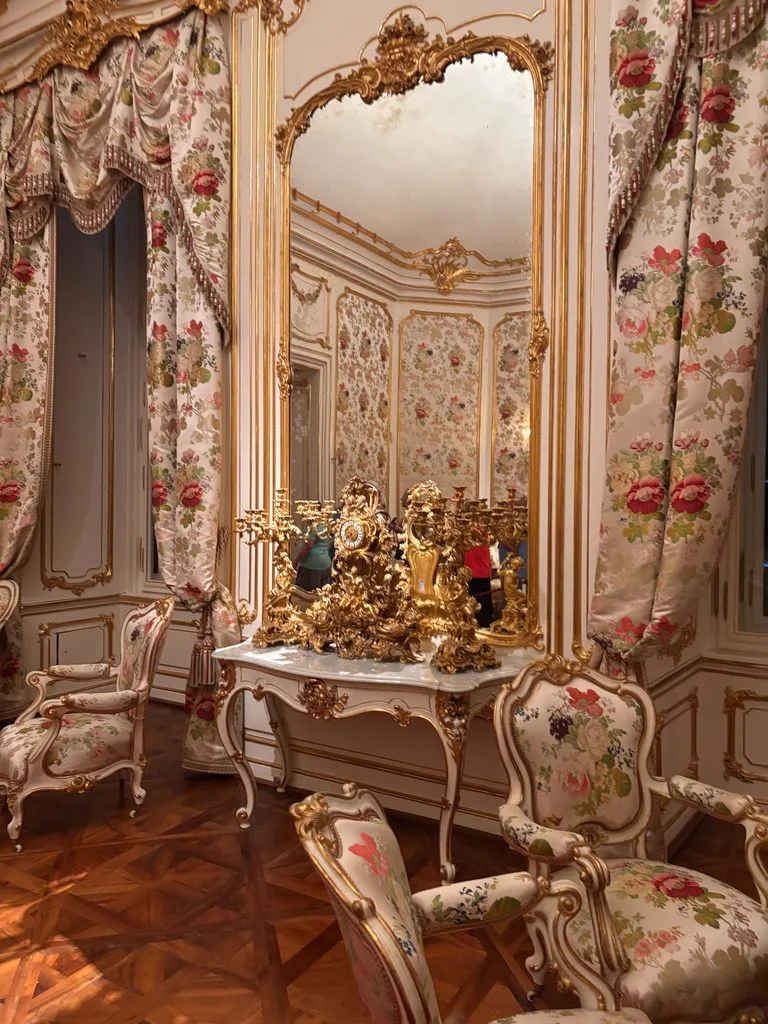 Schönbrunn Palace decorated room
